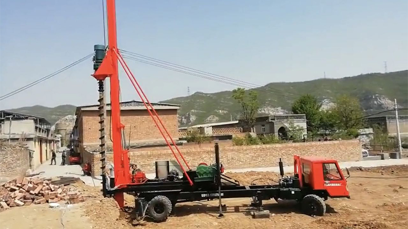 海东地基工程打桩机河南焦作工作现场